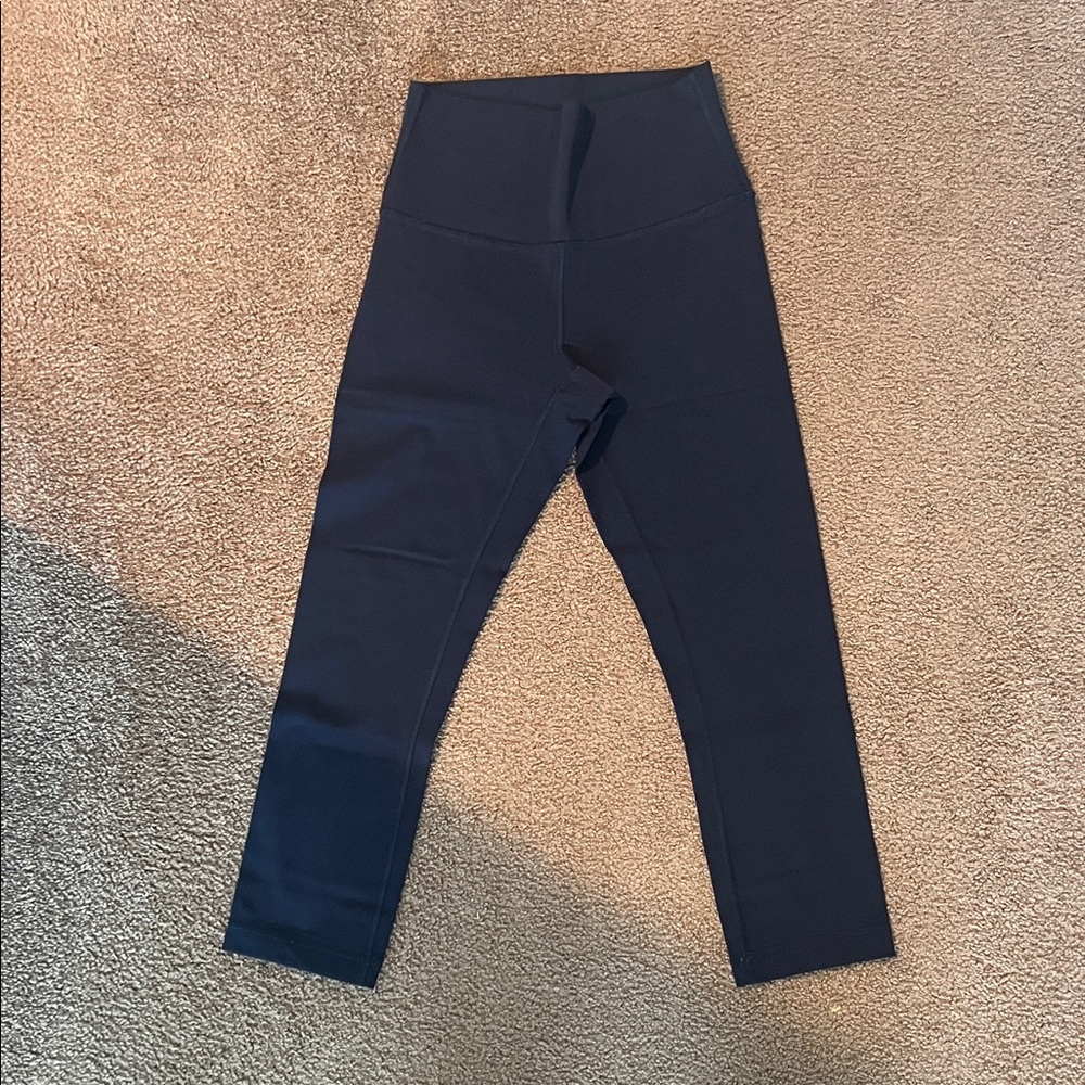 Lululemon Cropped Navy Blue Leggings